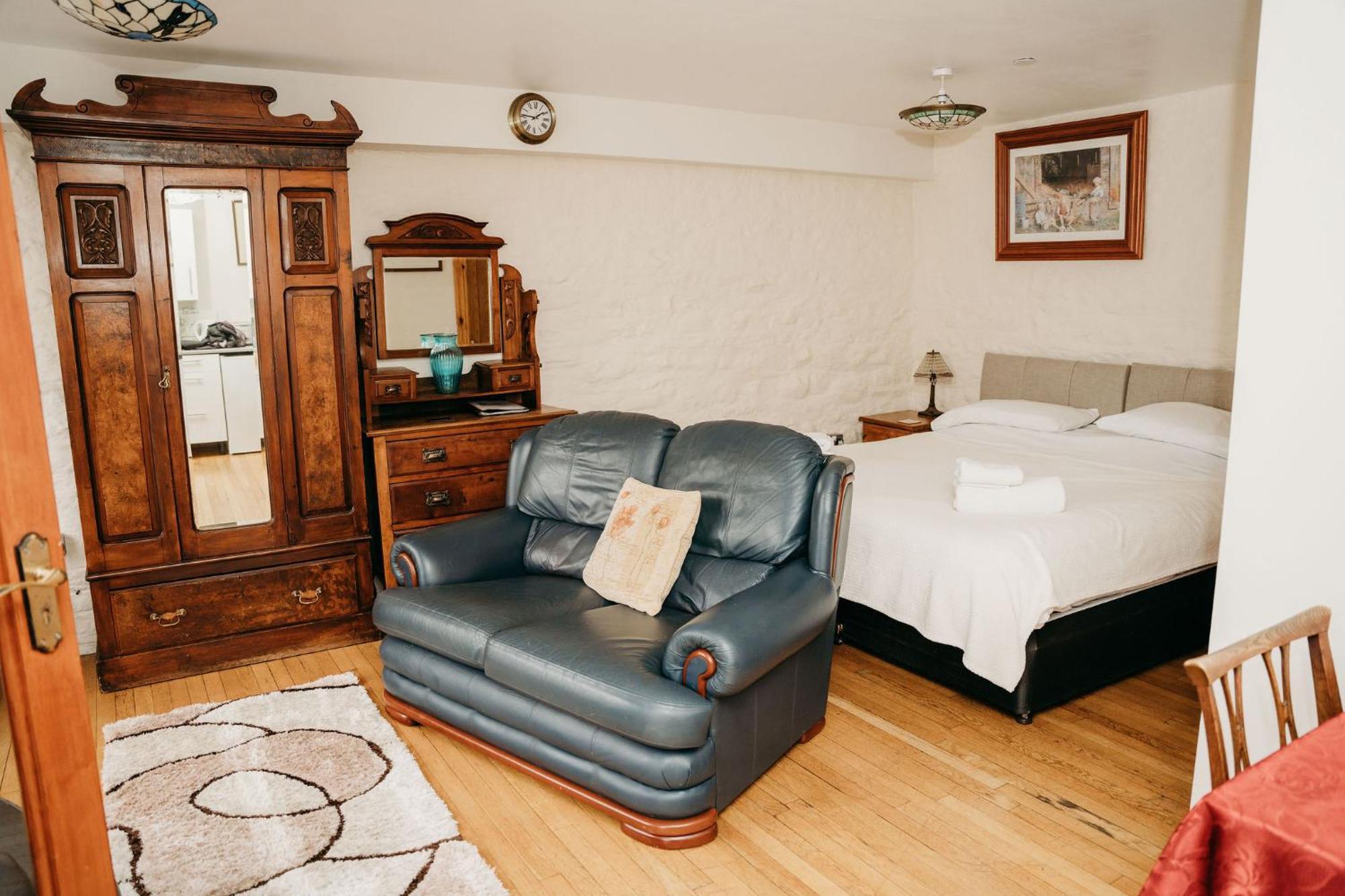 The Barn B&B Порт-Толбот Экстерьер фото